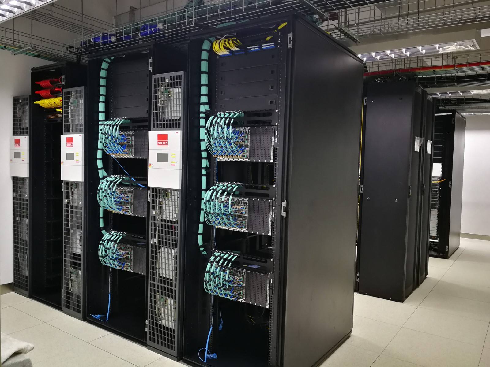 计算机网络技术在企业网络服务中的核心支撑与应用
